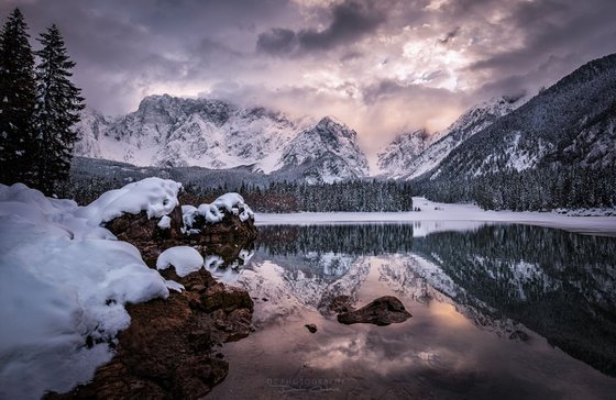 Lago di Fusine winter
