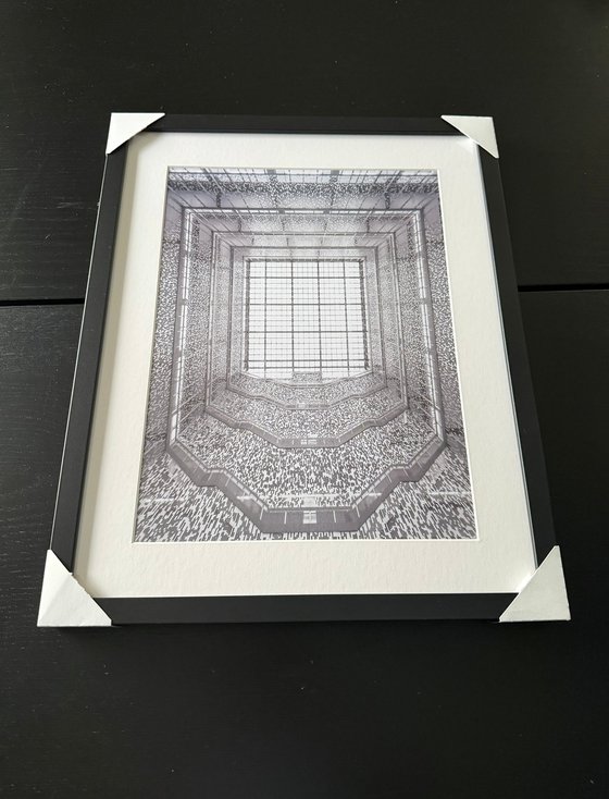 THE GREY GEOMETRIES