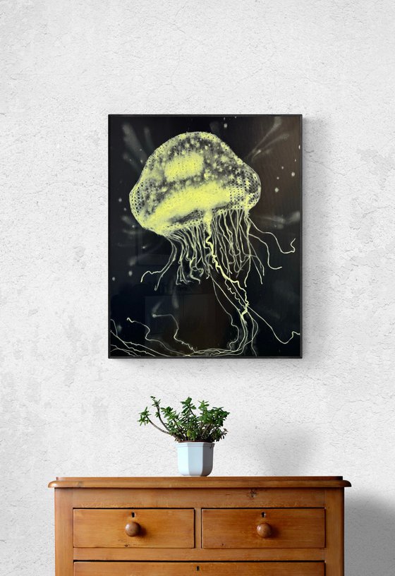 Jellyfish neon yellow