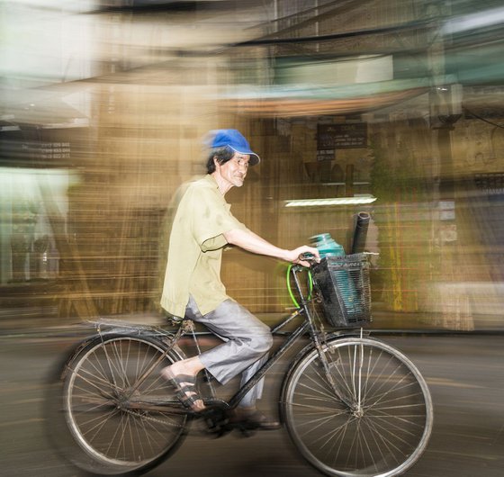 THE HANOI COMMUTE 1.