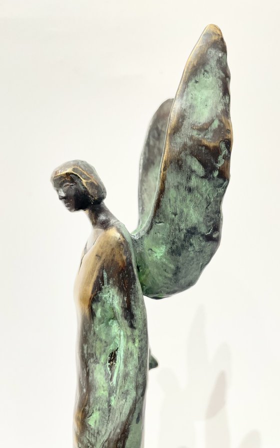 Walking Angel, no.(EA II/IV)