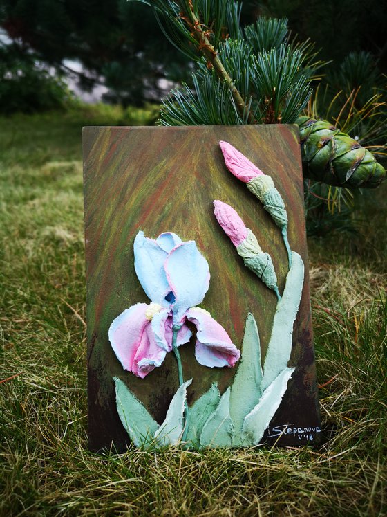Pink irises - small painting with flowers, original textured wall relief, decor, bas relief, home decor, gift idea, pink, blue, green, brown 13x19x2 cm