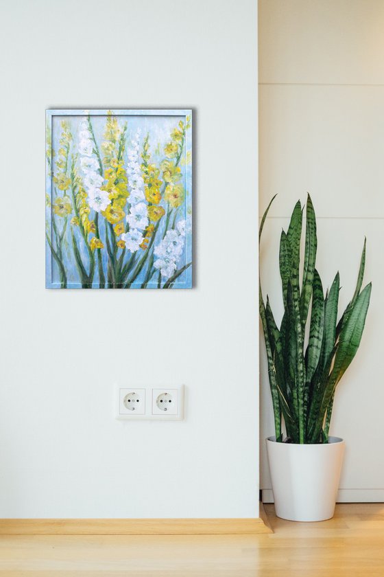 White and Yellow Radiance