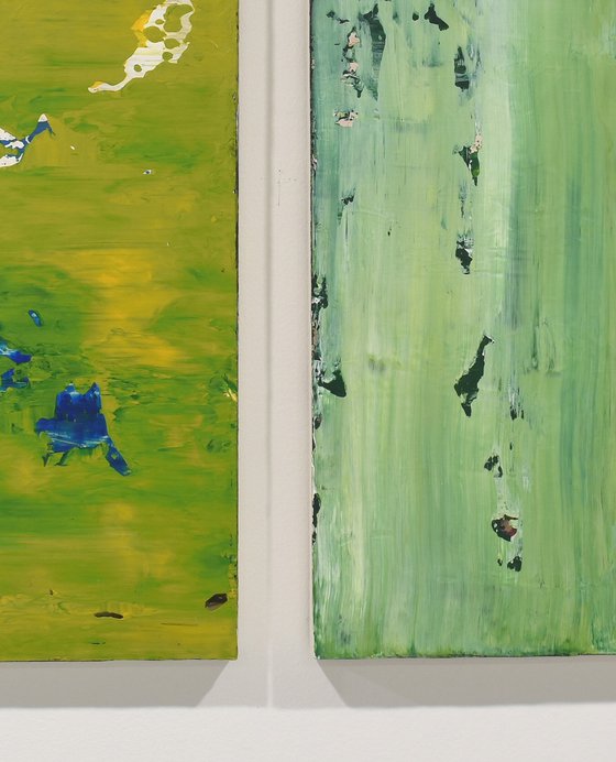 Yellow Leaning Green