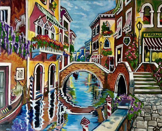 Venice. Canal bridge . Romantic  city of mirages. Gift idea .