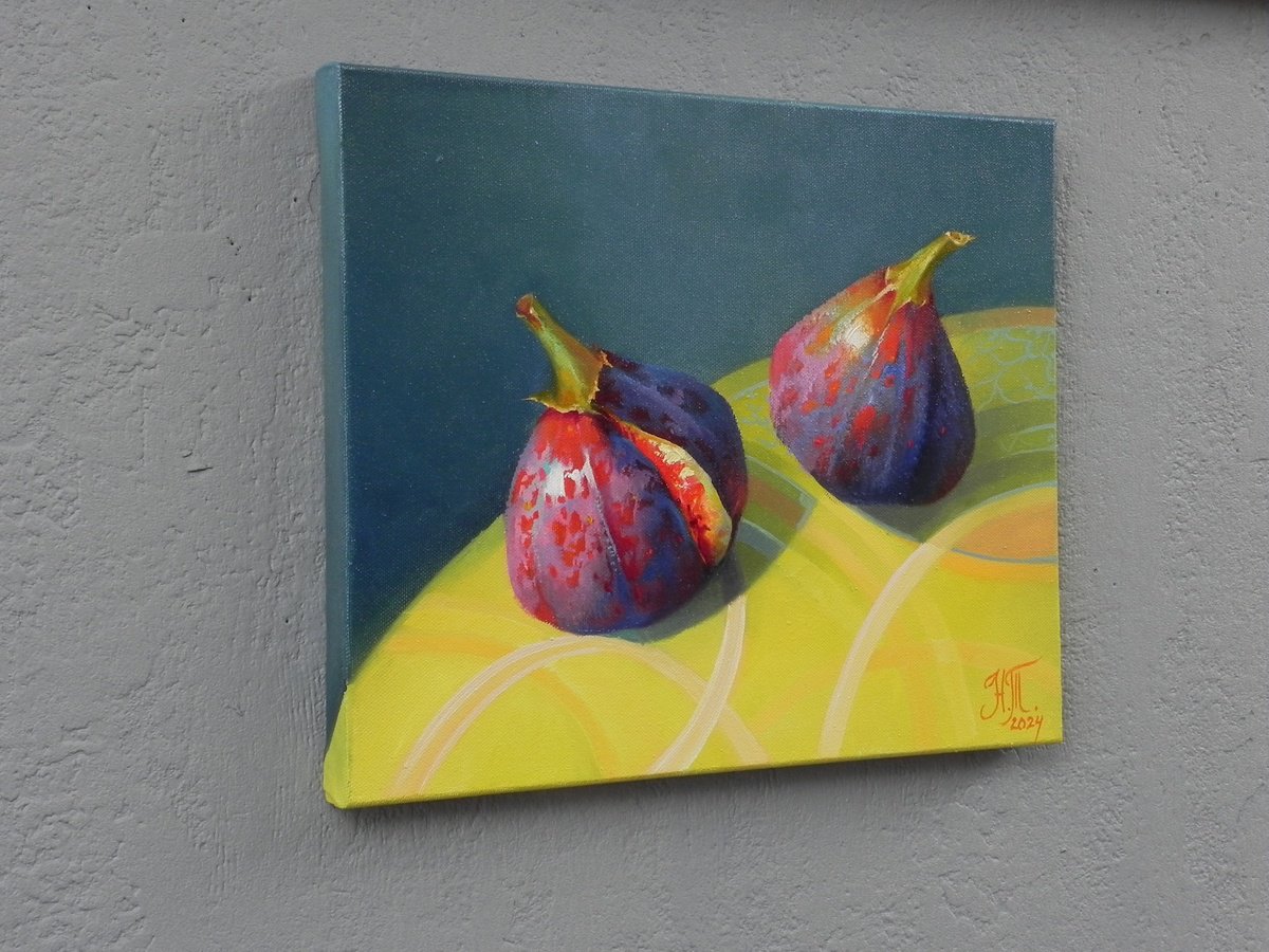 Photorealistic Still Life Oil Painting By Tetiana Novikova, 12 X 10", "Still Life. Figs", Original Artwork