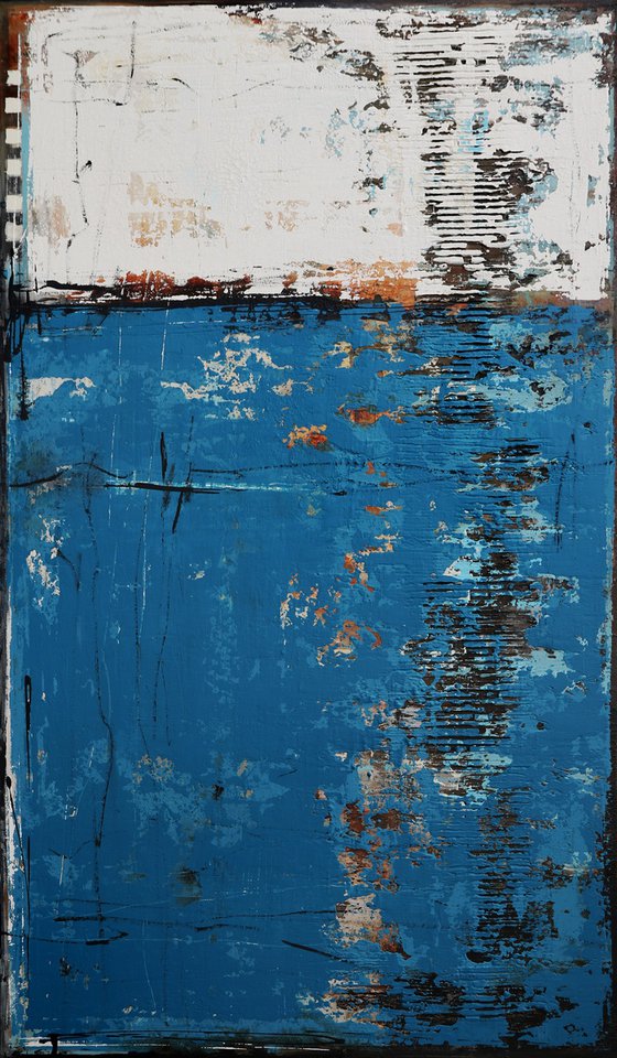 VINTAGE BLUE