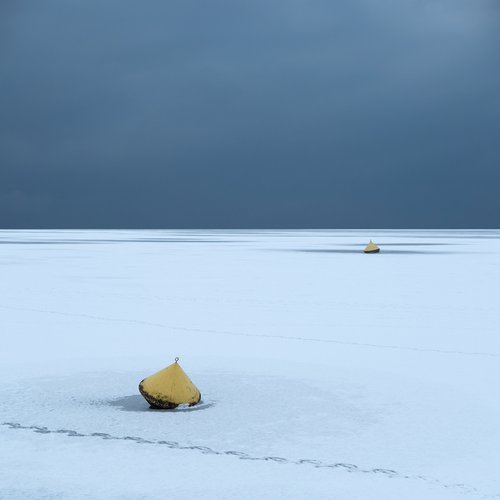 Yellow buoys by Jacek Falmur