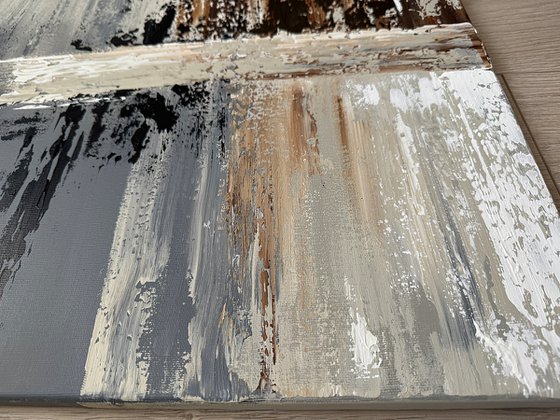 Ivory, Charcoal & Rust