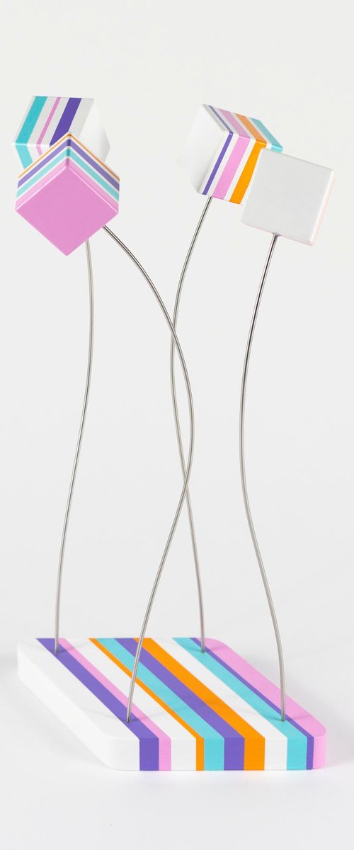 Curved oscillable #4 by George Koutsouris