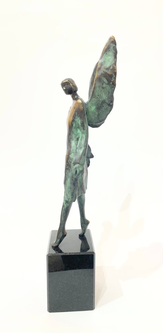 Walking Angel, no.(EA II/IV)