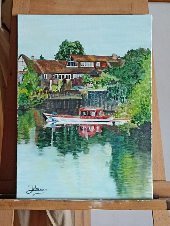 Boat on the Thames