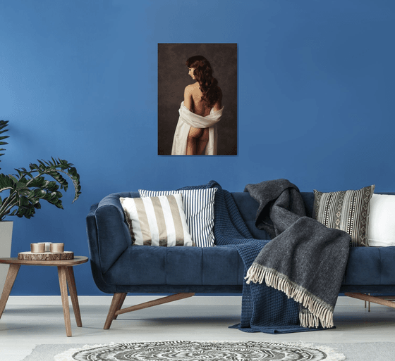 Silent Beauty: A Classic Nude