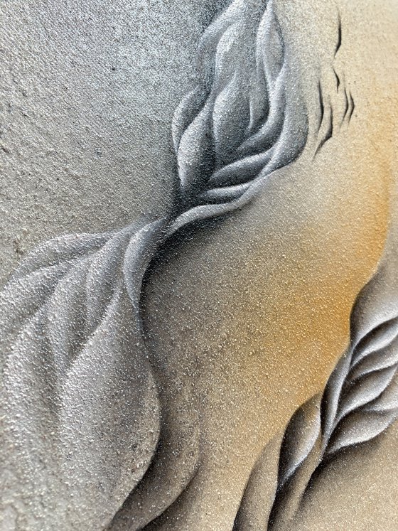 Currents between us