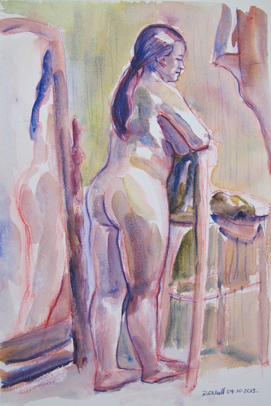 standing female nude