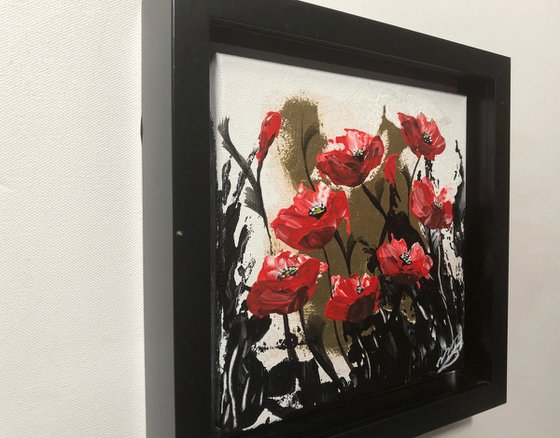 Poppies on gold leaf