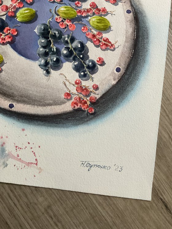 Plate with berries, original watercolour