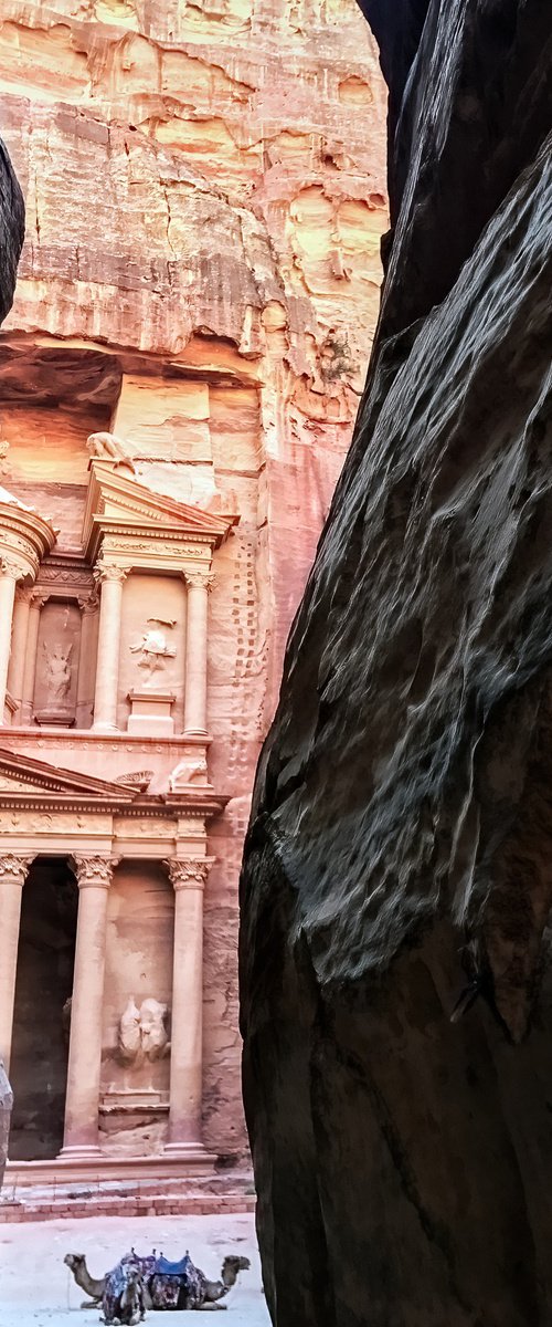 THE GLIMPSE OF PETRA by Fabio Accorrà