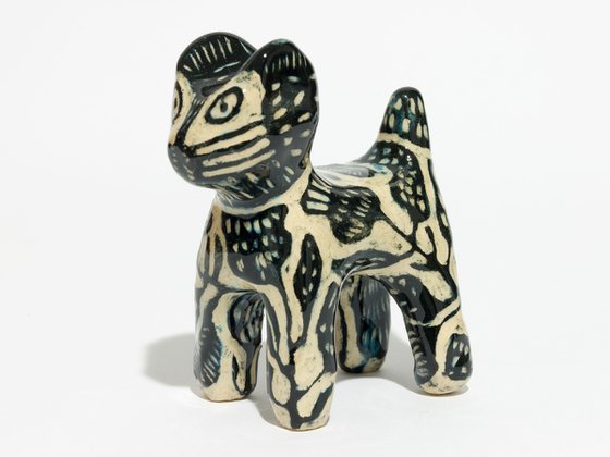 Ceramic sculpture Cat 7 x 8.5 x 4 cm