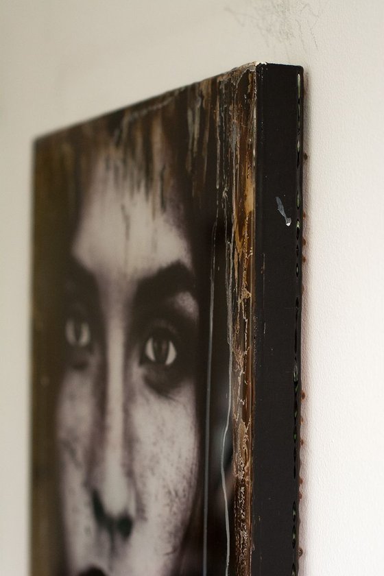 "Cisca" (60x40x3cm) - Unique portrait artwork on wood (abstract, portrait, original, epoxy, painting, acrylic, oil, coffee)