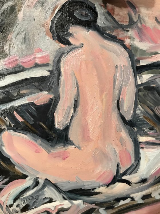 NUDE. TRY ON A RING