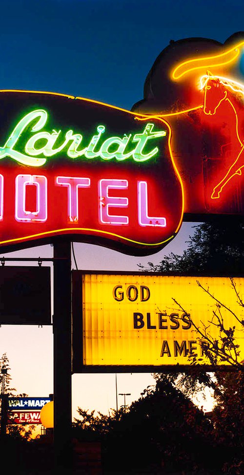 Lariat Motel, Fallon, Nevada by Richard Heeps