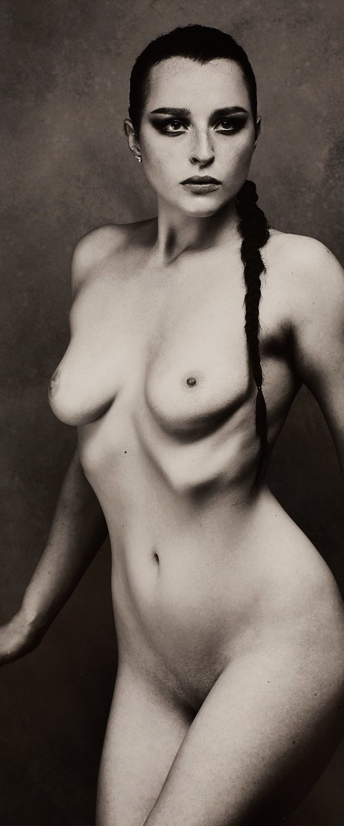 "Statuesque"(2024) by Spiros Politis