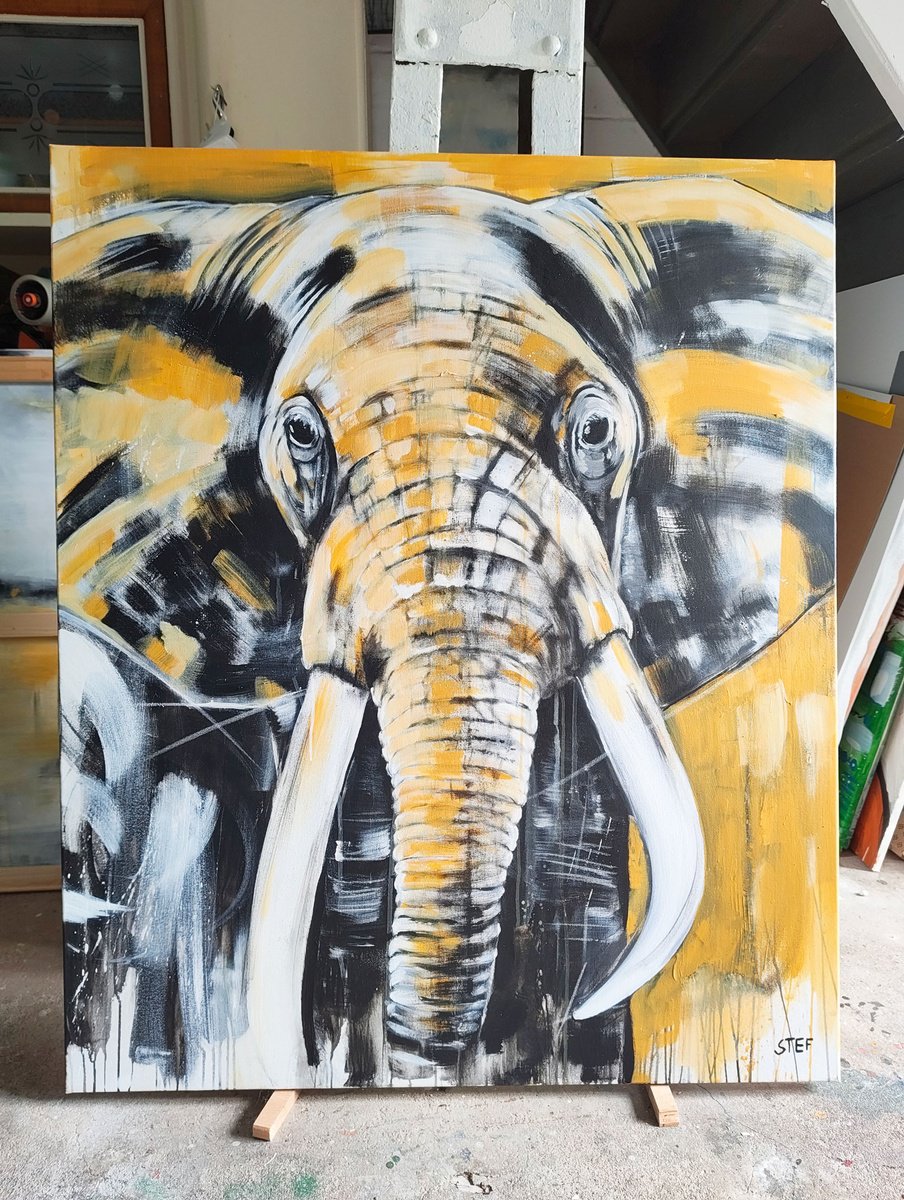 Expressive Animal Acrylic Painting By Stefanie Rogge, 39 X 47", Elephant #29 - Red List, Original Artwork