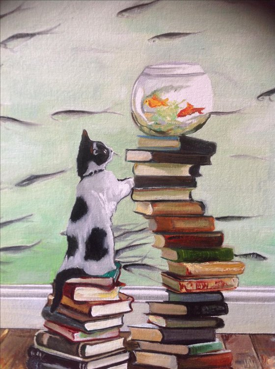 Curious kitten & the fishbowl