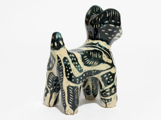 Ceramic sculpture Cat 7 x 8.5 x 4 cm