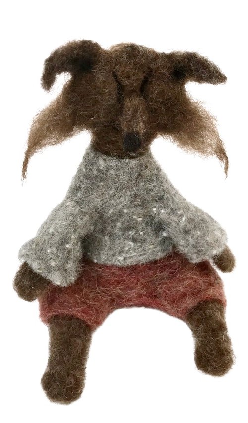 Loup aux balufres, woolen wolf by Eleanor Gabriel