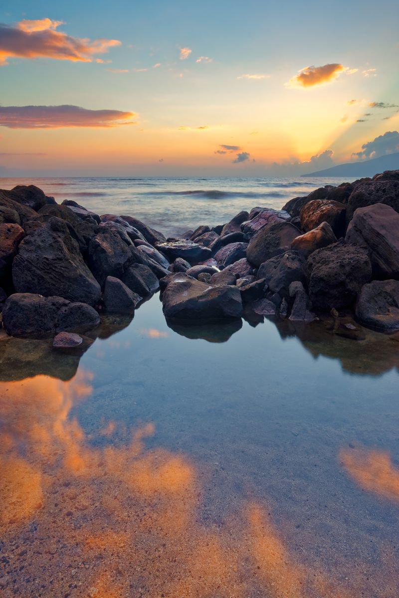Sunset in Maui, Hawaii by Francesco Carucci
