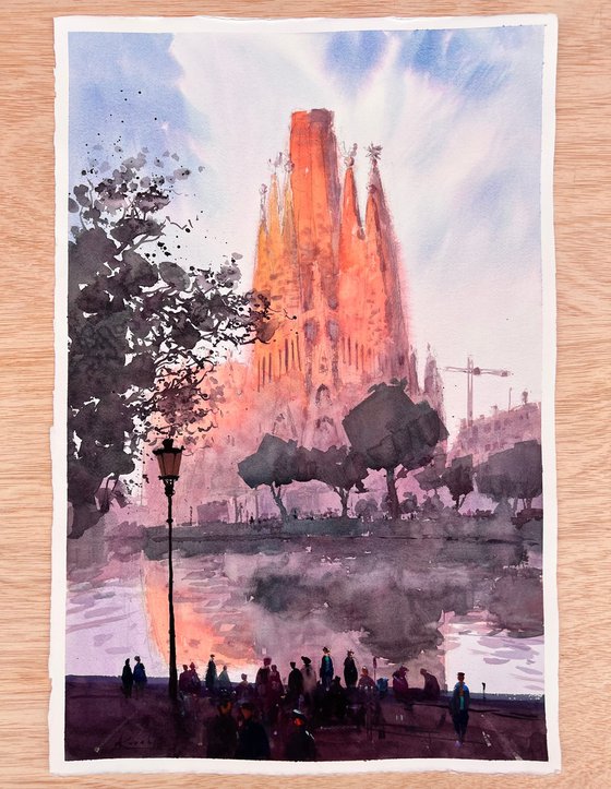 An incredible dawn with a view of the Sagrada Familia in Barcelona