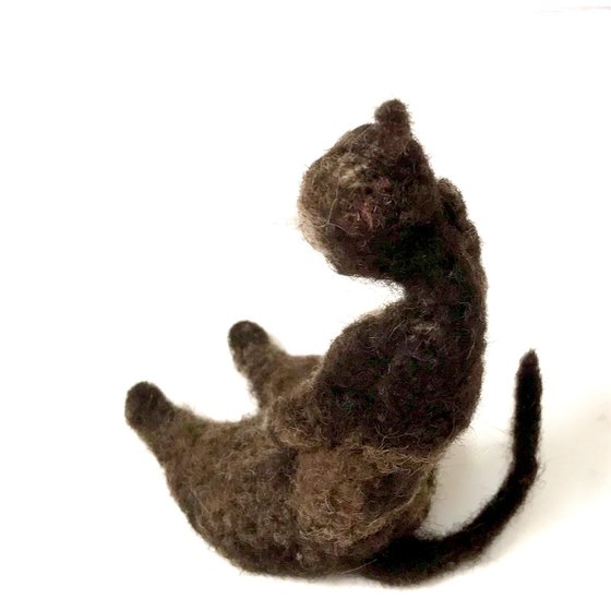 Stray cat, felted wool cat