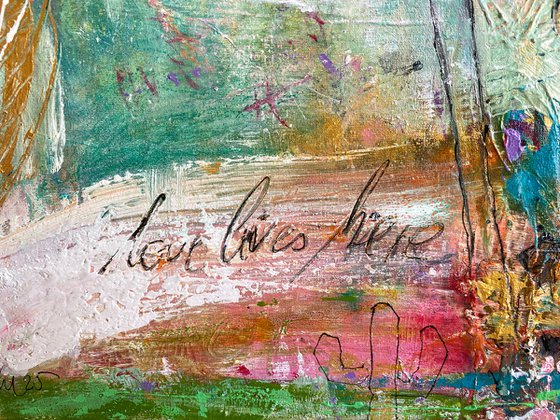 Love lives here No.1