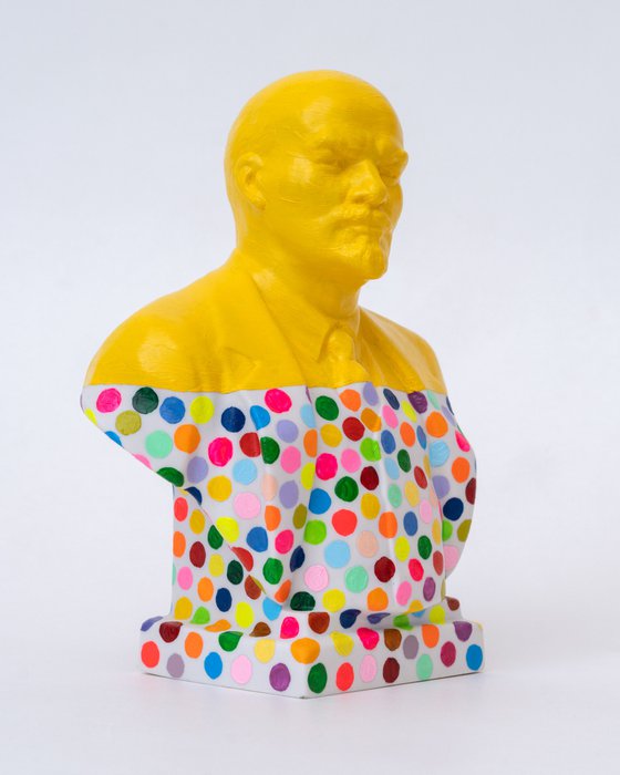 Half Yellow Lenin