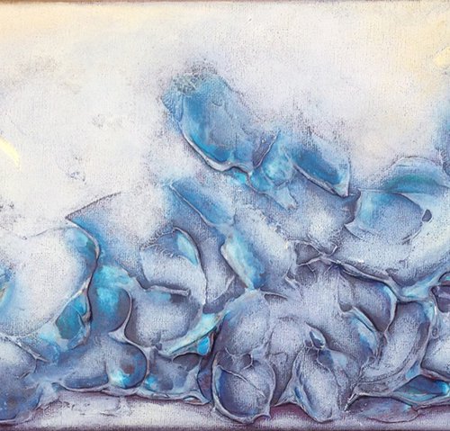 Iridescent Pearl 4 by Elizabeth McDonough