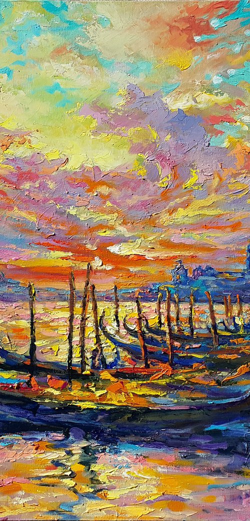 Venice Glow by Viktoria Lapteva