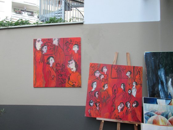People in gallery 2