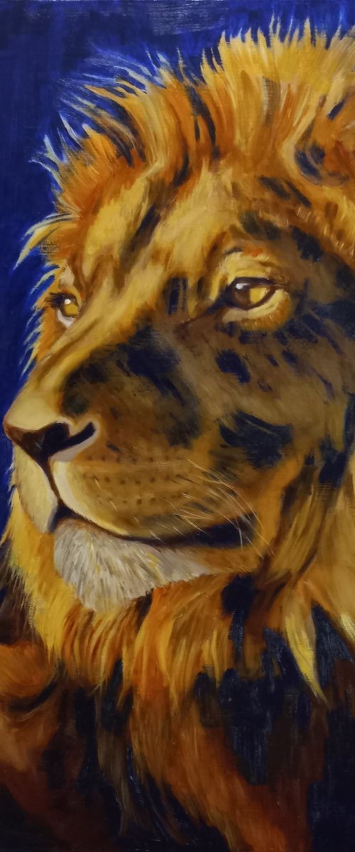 Totem Lion 60x50 cm Animal oil portrait by Tatiana Myreeva