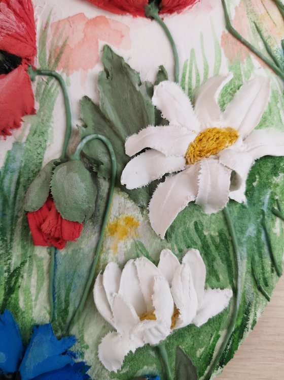 Summer meadow, daisies, poppies, cornflowers - 3d landscape on an oval panel, 26x32x3 cm