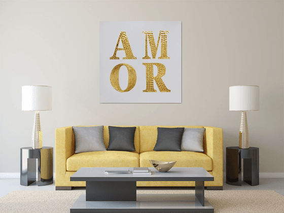 Amor in gold