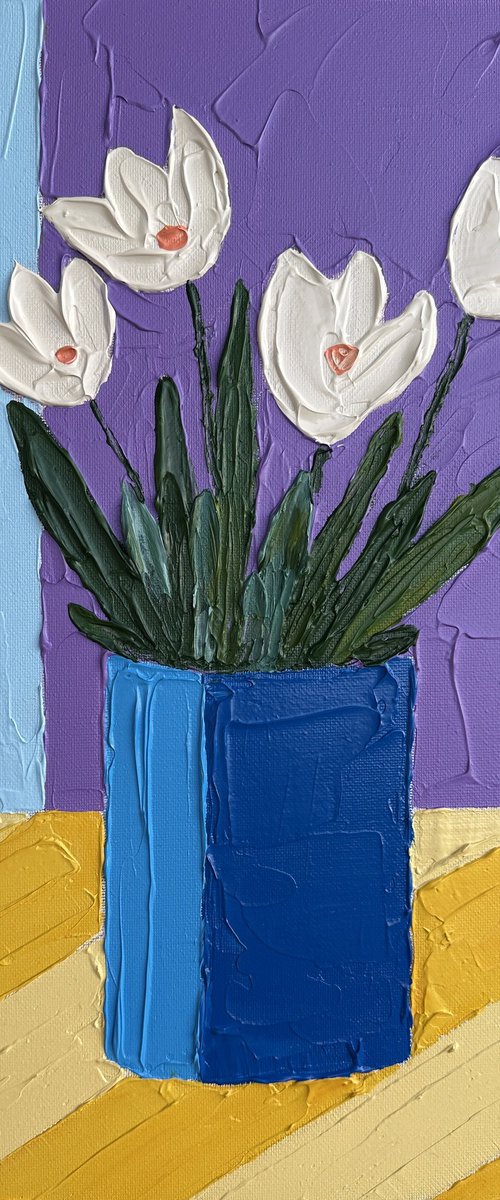 White flowers, yellow stripes by Guzaliya Xavier