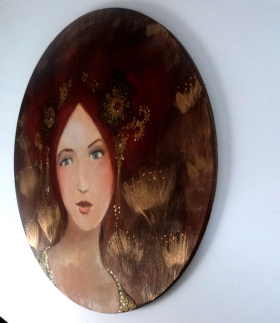 Gold nostalgia.  wood round artwork 30cm.