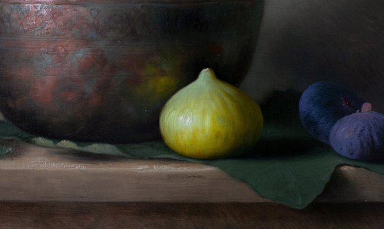 Black and green figs