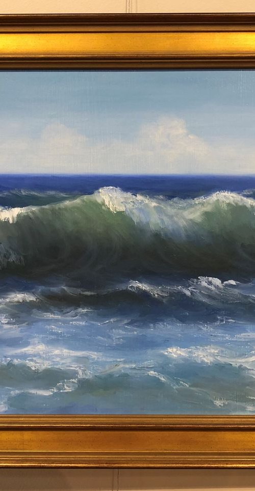 Ocean Waves by Tatiana Roulin