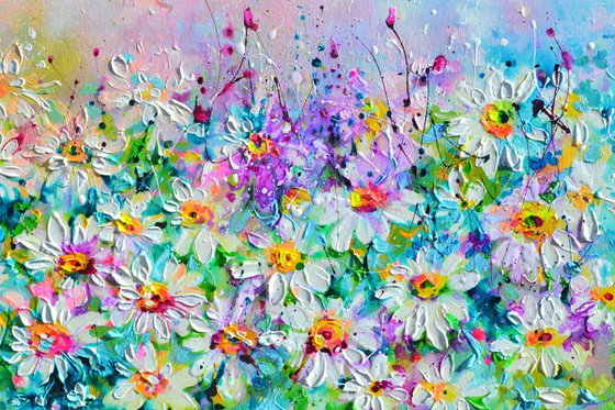 Woodland Wild Daisies Meadow- Floral Delight