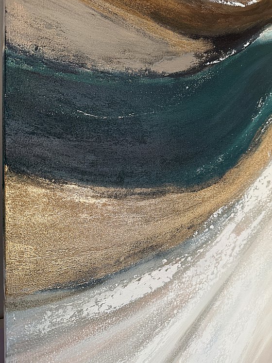 Teal Gold-Sculpted Currents
