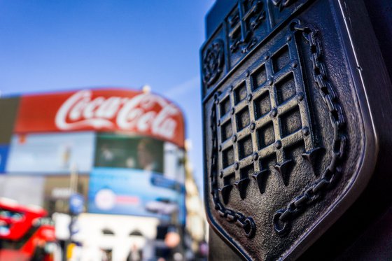 LONDON CLOSE-UP : Piccadilly Circus billboards (Limited edition  1/20) 12"X8"