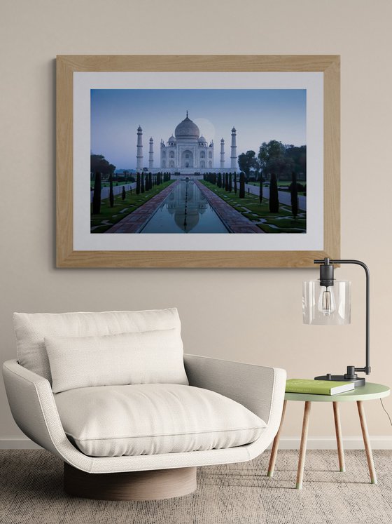 TIMELESS ALLURE